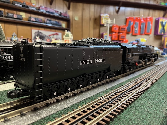 MTH O Scale Premier UP 4-6-6-4 Challenger Steam Engine w/Proto-Sound 3.0 (Hi-rail Wheels) 20-3892-1 - Image 8