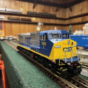 MTH - CSX O Scale Premier Dash-8 Diesel Engine w/Proto-Sound 3.0 (Hi-Rail Wheels) 20-21970-1