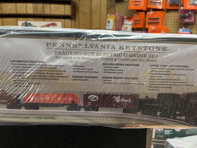 Lionel Pennsylvania Keystone 0-8-0 LionChief Set with Bluetooth 5.0 - Hobby Exclusive SKU: 2623150 - Image 3